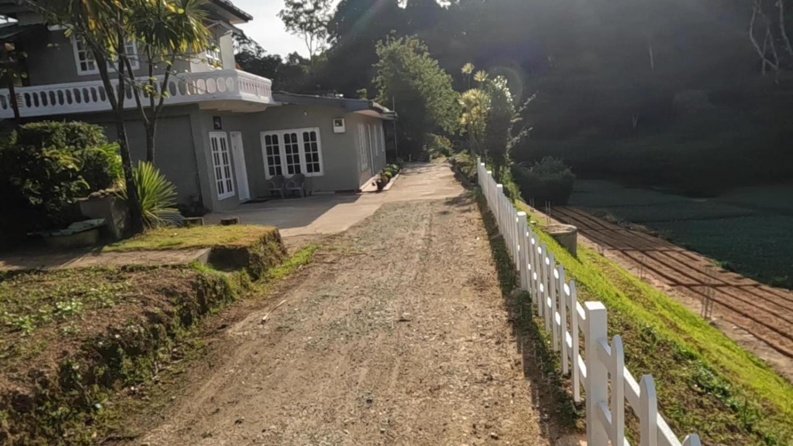The Galways Edge Homestay Nuwara Eliya Esterno foto
